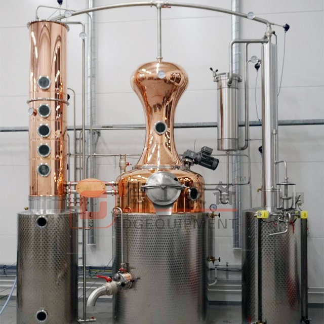 En uppsättning av druvvodka produktionslinje kopparmaterial 1000L destilleriutrustning